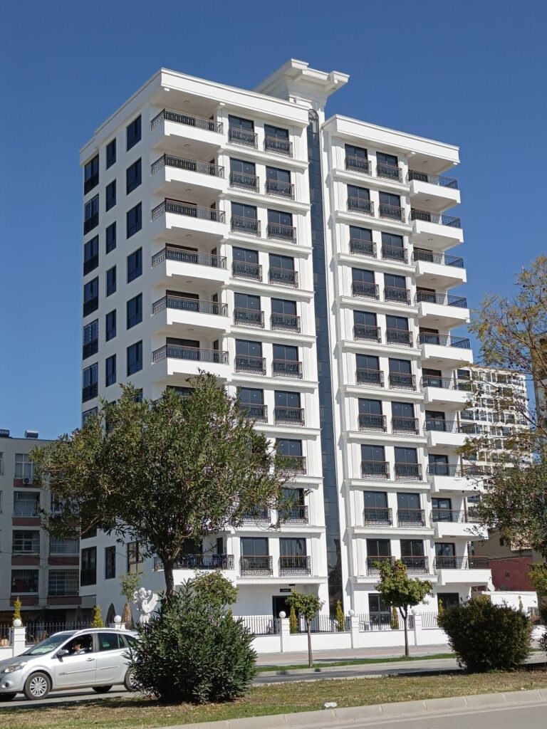 FLORYA KOCATEPE’DE AYRICALIKLI BİR YAŞAM GENİŞ 4+1 SATILIK DAİRE FLORYA KOCATEPE’DE AYRICALIKLI BİR YAŞAM GENİŞ 4+1 SATILIK DAİRE